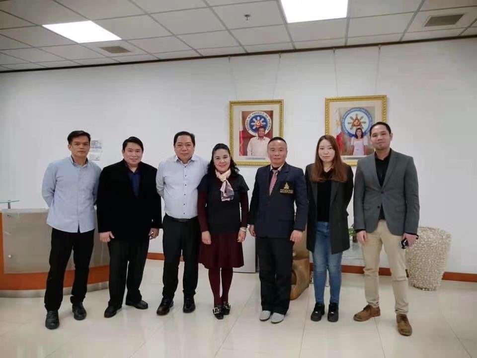 Filipino and Chinese Educators Call on Consulate General Proposed Philippine School in Shanghai