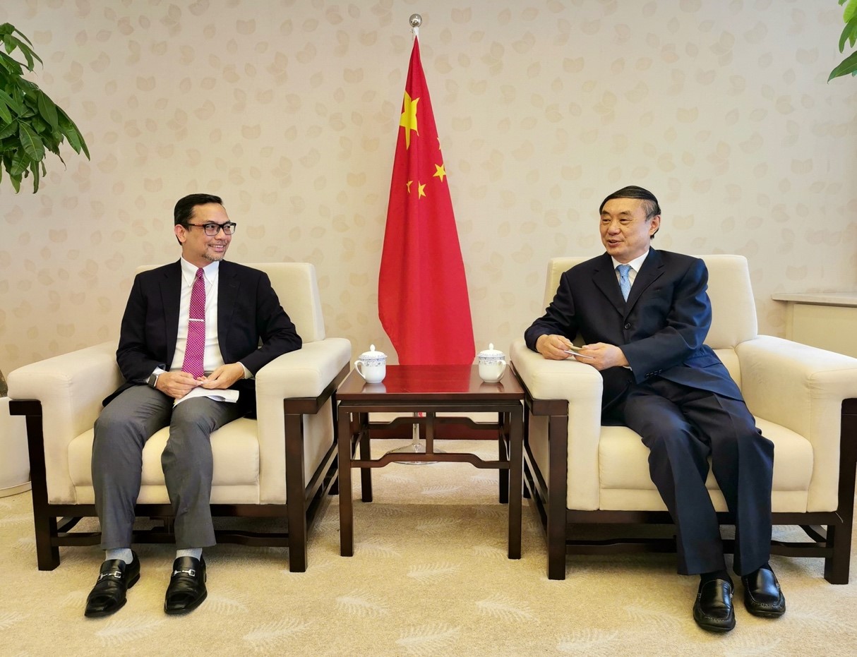Consulate_General_and_Shanghai_Public_Diplomacy_Association_to_Sustain_Track_Record_of_Active_Cooperation.jpg